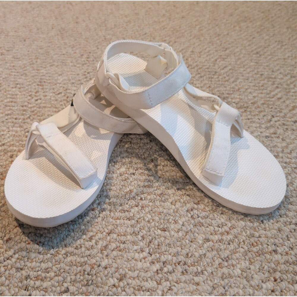 Teva Universal Sandals Womens US 9 Bright White Strappy Outdoor Hiking Gorpcore